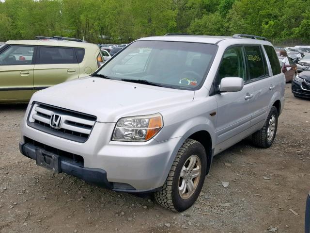 5FNYF18268B046300 - 2008 HONDA PILOT VP SILVER photo 2