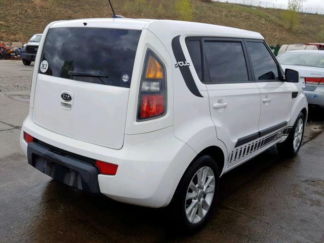 KNDJT2A23B7710804 - 2011 KIA SOUL + WHITE photo 4