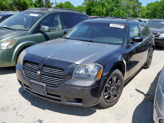 2D8FV48TX5H628878 - 2005 DODGE MAGNUM SE BLACK photo 2