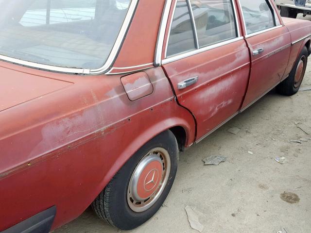 12313012024315 - 1977 MERCEDES-BENZ 300D RED photo 9