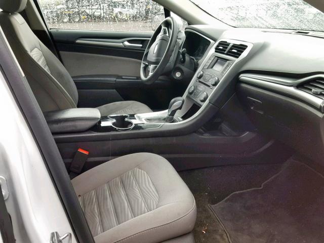 3FA6P0G79GR253374 - 2016 FORD FUSION S WHITE photo 5