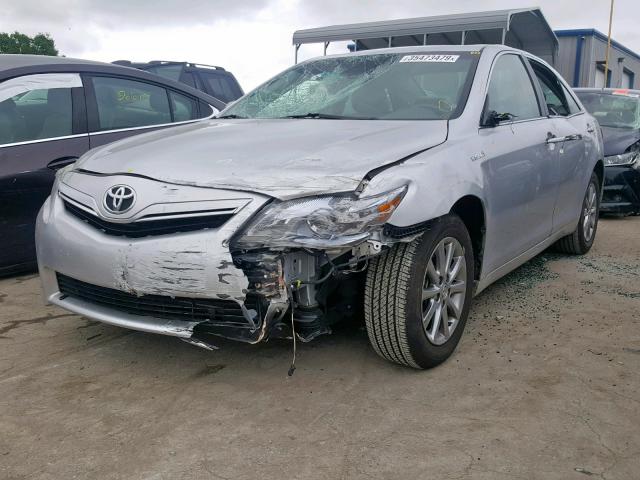 4T1BB3EK6BU133707 - 2011 TOYOTA CAMRY HYBR SILVER photo 2