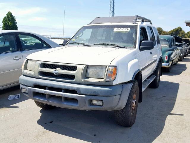 5N1ED28Y2YC569809 - 2000 NISSAN XTERRA XE WHITE photo 2