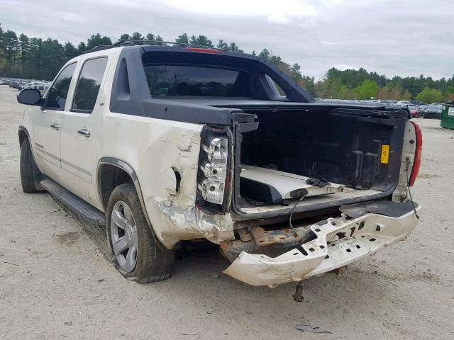 3GNVKGE03AG246028 - 2010 CHEVROLET AVALANCHE WHITE photo 3