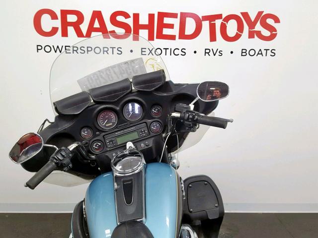 1HD1FC4157Y613359 - 2007 HARLEY-DAVIDSON FLHTCUI BLUE photo 8