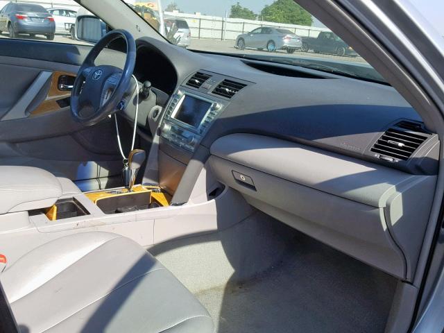 4T1BK46K17U034076 - 2007 TOYOTA CAMRY NEW SILVER photo 5