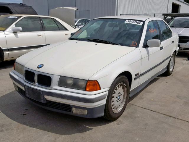 WBACB4326SFM22380 - 1995 BMW 325 I AUTO WHITE photo 2