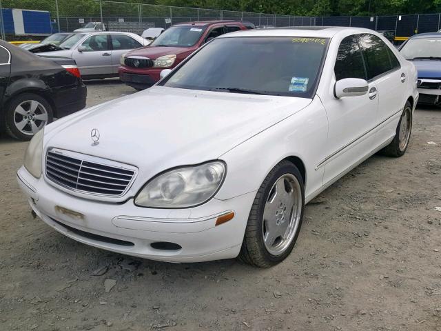 WDBNG75J9YA060195 - 2000 MERCEDES-BENZ S 500 WHITE photo 2