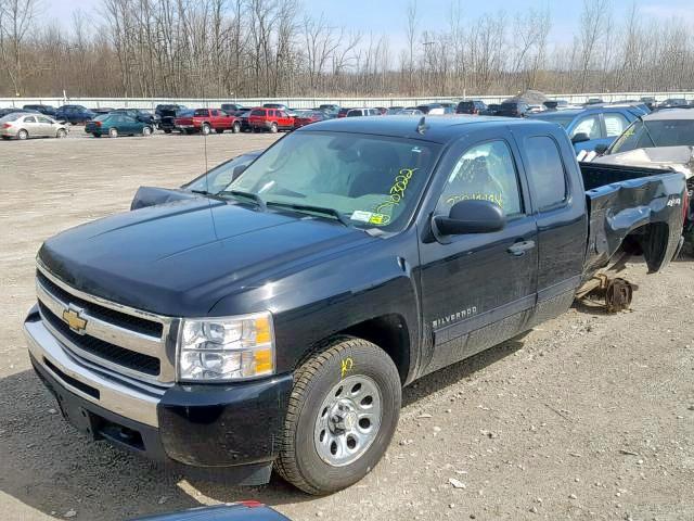 1GCSKREA0AZ274627 - 2010 CHEVROLET SILVERADO BLACK photo 2