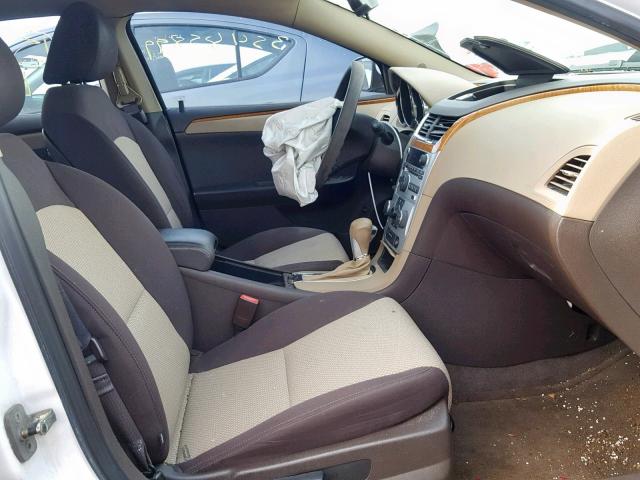 1G1ZC5E11BF172804 - 2011 CHEVROLET MALIBU 1LT WHITE photo 5