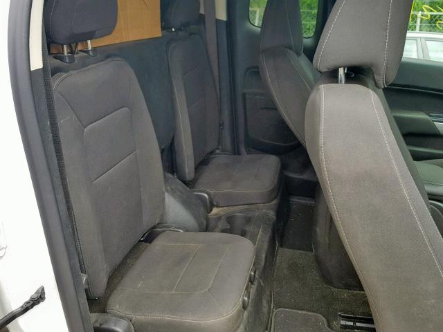 1GCHTCEA0J1155916 - 2018 CHEVROLET COLORADO L WHITE photo 6