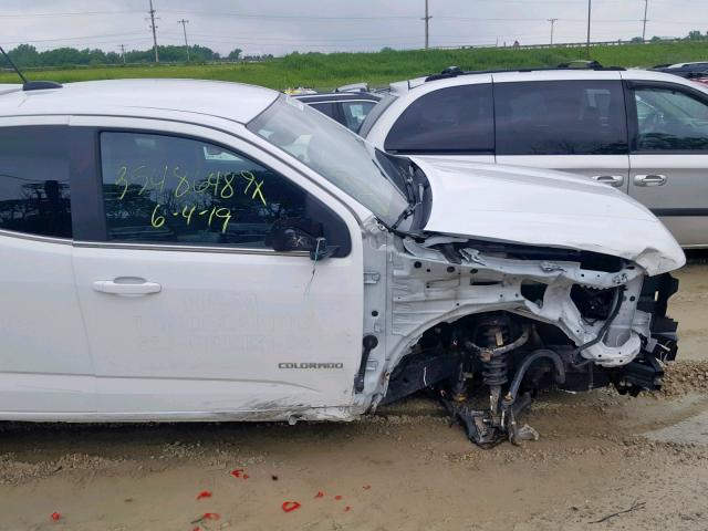 1GCHTCEA0J1155916 - 2018 CHEVROLET COLORADO L WHITE photo 9