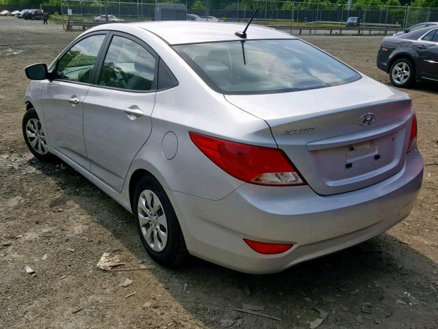 KMHCT4AE4HU171713 - 2017 HYUNDAI ACCENT SE SILVER photo 3