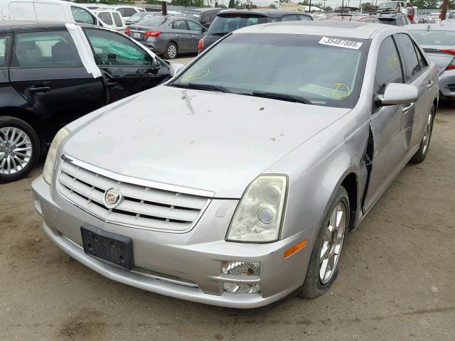 1G6DC67AX70174990 - 2007 CADILLAC STS SILVER photo 2