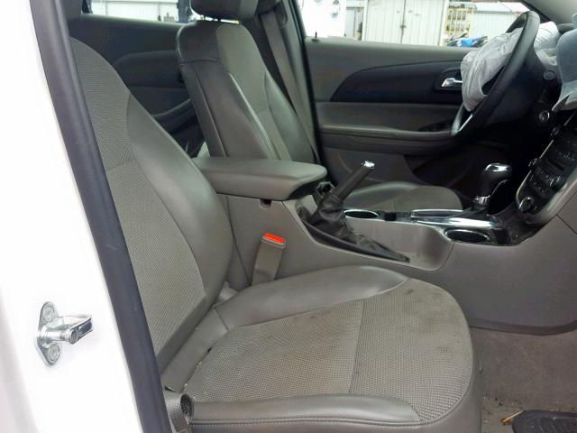 1G11C5SL9FF349401 - 2015 CHEVROLET MALIBU 1LT WHITE photo 5