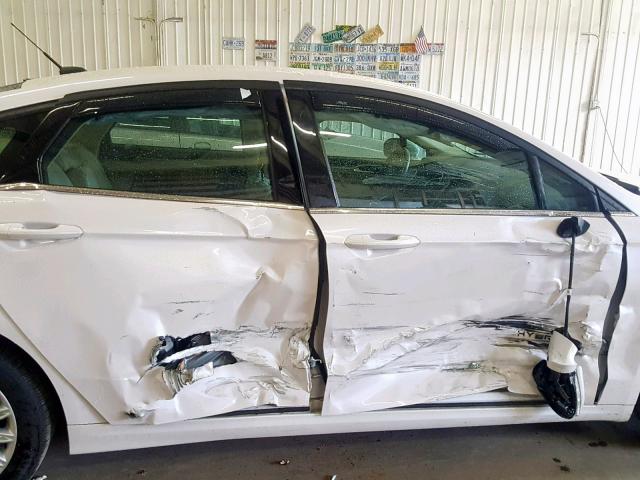 3FA6P0LU0ER247617 - 2014 FORD FUSION SE WHITE photo 9