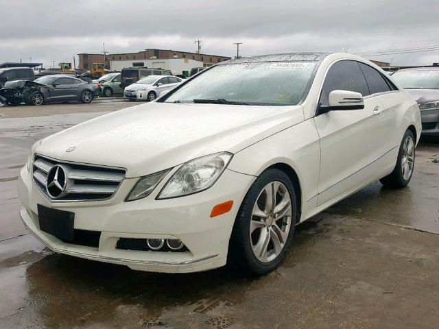 WDDKJ5GB8AF060316 - 2010 MERCEDES-BENZ E 350 WHITE photo 2