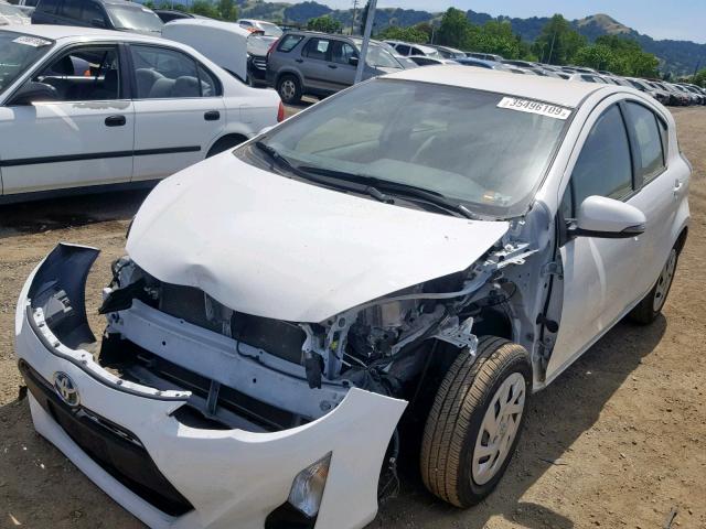 JTDKDTB36G1118709 - 2016 TOYOTA PRIUS C WHITE photo 2