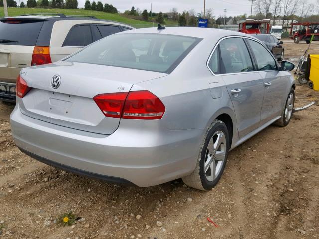 1VWBH7A32CC095034 - 2012 VOLKSWAGEN PASSAT SE SILVER photo 4