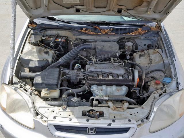 2HGEJ6429TH116686 - 1996 HONDA CIVIC CX SILVER photo 7