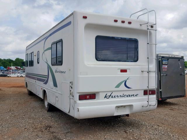 3FCLF53S1XJA12673 - 1999 FORD F550 SUPER WHITE photo 3