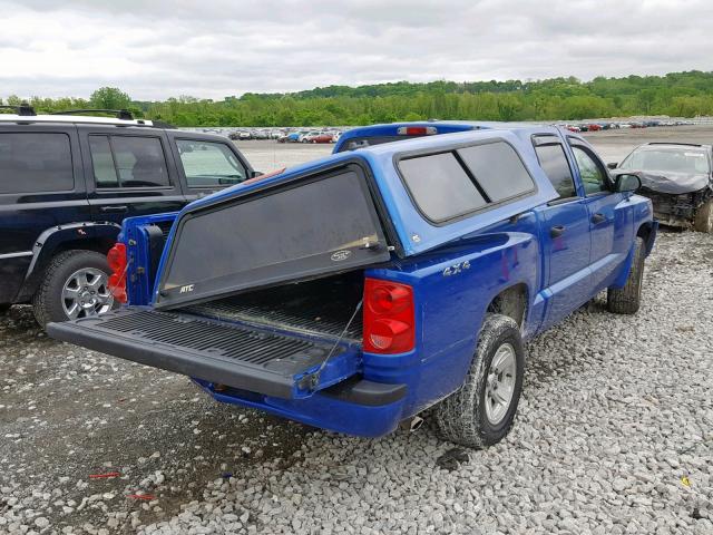 1D7HW48N68S574388 - 2008 DODGE DAKOTA QUA BLUE photo 4