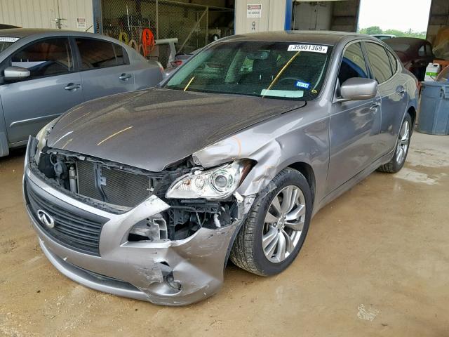 JN1BY1AP9DM511081 - 2013 INFINITI M37 SILVER photo 2