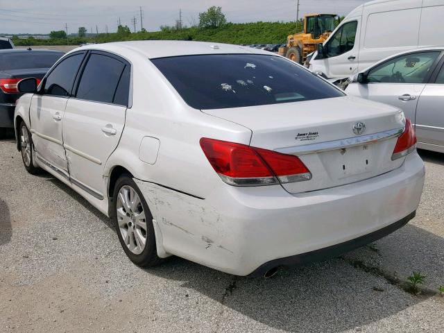 4T1BK3DB7BU404470 - 2011 TOYOTA AVALON BAS WHITE photo 3