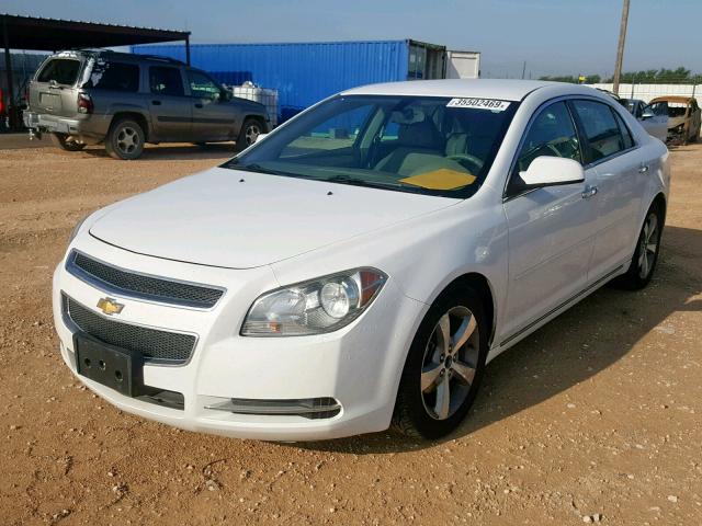 1G1ZC5EU0CF279564 - 2012 CHEVROLET MALIBU 1LT WHITE photo 2