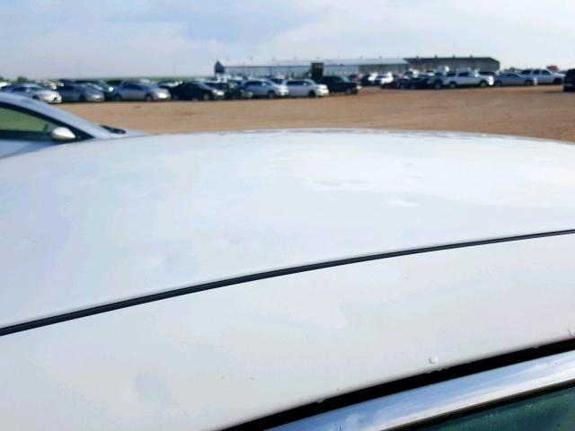 1G1ZC5EU0CF279564 - 2012 CHEVROLET MALIBU 1LT WHITE photo 9