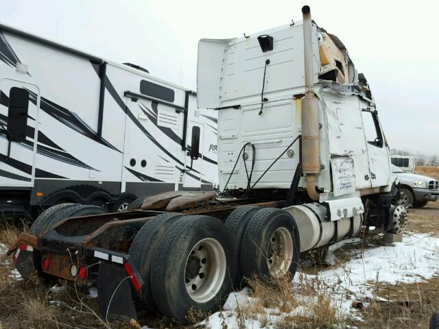 4V4NC9TG97N436146 - 2007 VOLVO VN VNL WHITE photo 4