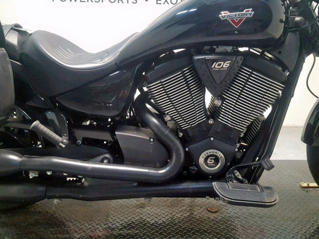 5VPGA36NXE3036320 - 2014 VICTORY MOTORCYCLES VEGAS 8-BA BLACK photo 5