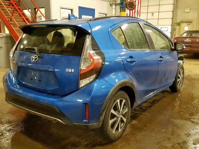 JTDKDTB35J1613913 - 2018 TOYOTA PRIUS C BLUE photo 4