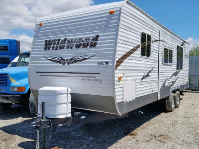 4X4TWDZ23BC041094 - 2011 WILDWOOD TRAILER WHITE photo 2