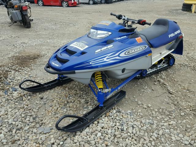 4XAND6ES62B205974 - 2002 POLARIS 600 BLUE photo 2