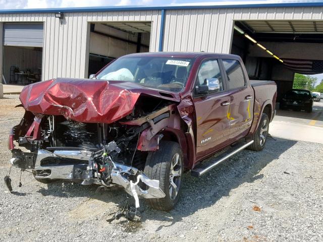 1C6SRFJT9KN517983 - 2019 RAM 1500 LARAM BURGUNDY photo 2