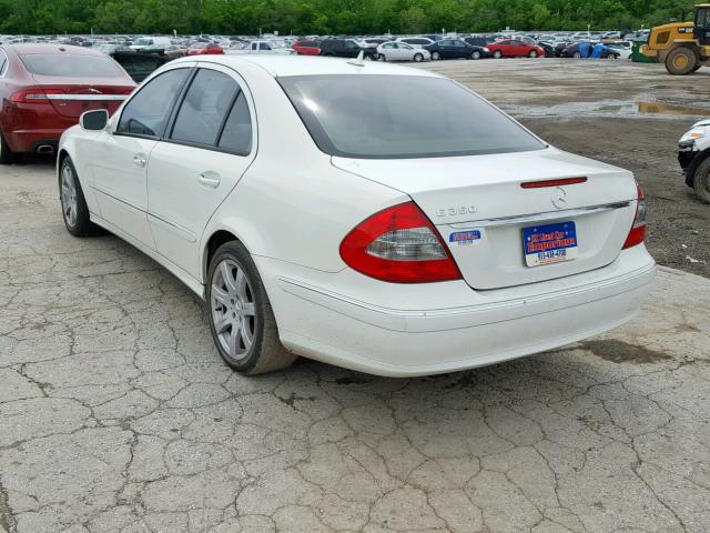 WDBUF56X87B137251 - 2007 MERCEDES-BENZ E 350 WHITE photo 3