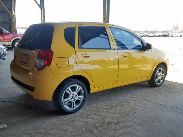 KL1TD66E59B680736 - 2009 CHEVROLET AVEO LS YELLOW photo 4