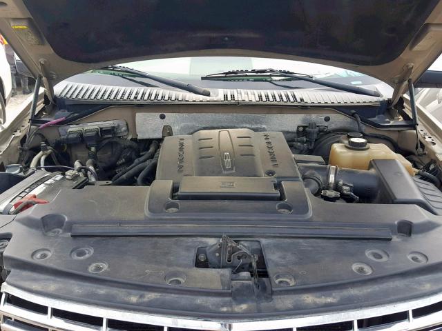 5LMFU27588LJ10146 - 2008 LINCOLN NAVIGATOR 金色 照片 7