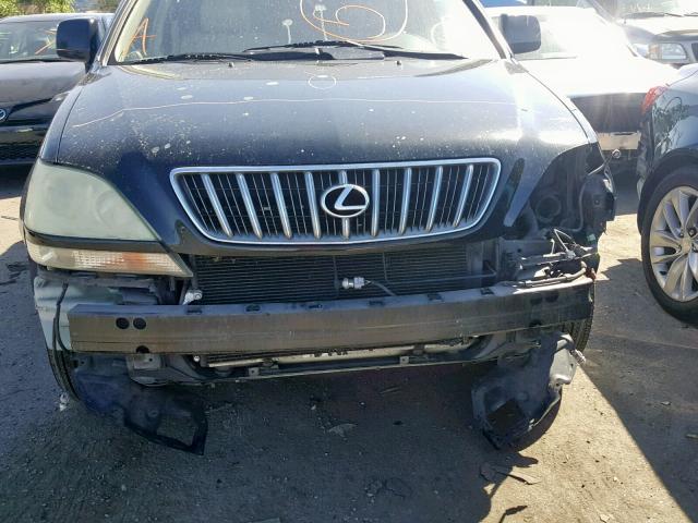 JTJGF10U610106411 - 2001 LEXUS RX 300 BLACK photo 9