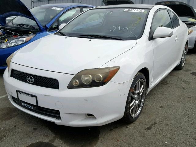 JTKDE167580242073 - 2008 TOYOTA SCION TC BLACK photo 2