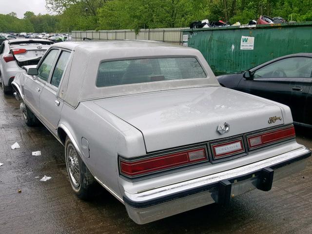 1C3BF66P6JW158618 - 1988 CHRYSLER FIFTH AVEN SILVER photo 3