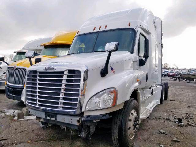 1FUJGLBG9GLHG8653 - 2016 FREIGHTLINER CASCADIA 125  photo 2