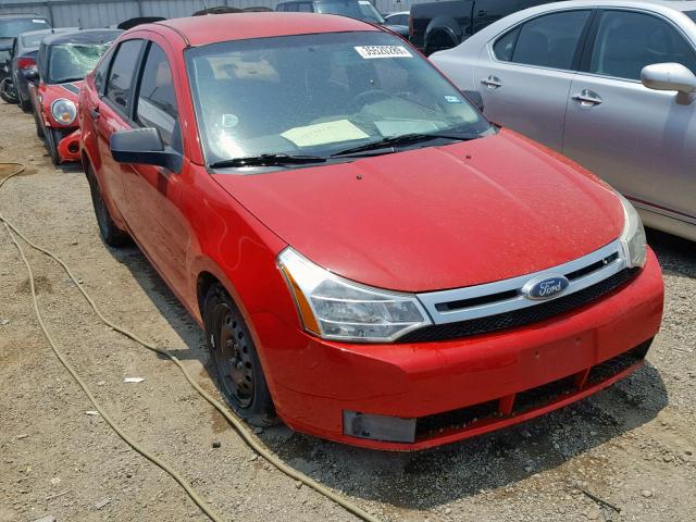 1FAHP34N78W164219 - 2008 FORD FOCUS S/SE RED photo 1