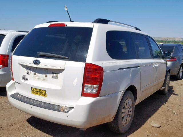 KNDMG4C71C6473159 - 2012 KIA SEDONA LX WHITE photo 4