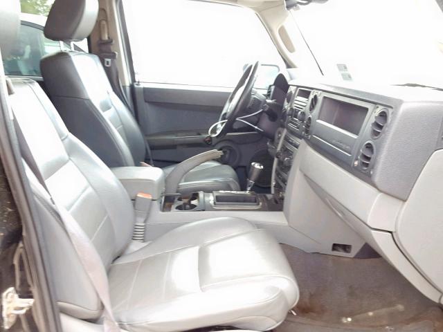 1J8HH48KX6C253884 - 2006 JEEP COMMANDER BLACK photo 5