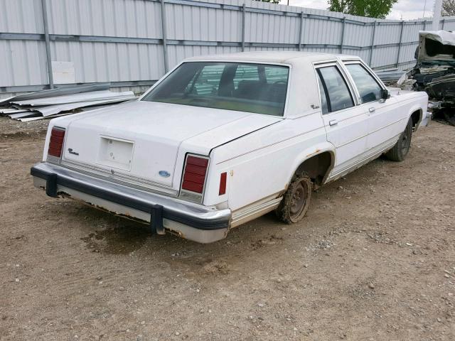 2FABP73F0HX127069 - 1987 FORD CROWN VICT WHITE photo 4