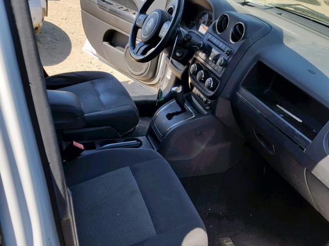 1J4NF1FB9BD252046 - 2011 JEEP COMPASS SP Ақ фото 5