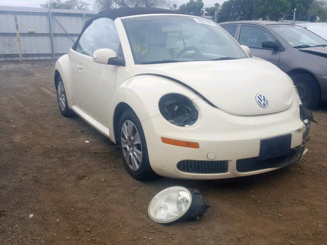 3VWPG31Y68M411957 - 2008 VOLKSWAGEN NEW BEETLE კრემისფერი ფოტო 1