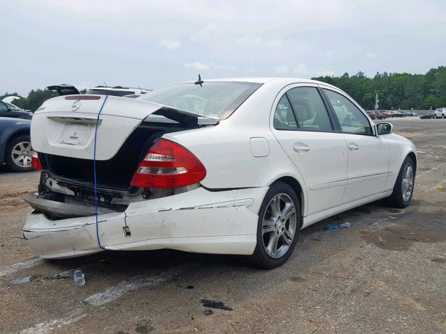 WDBUF56J76A838153 - 2006 MERCEDES-BENZ E 350 WHITE photo 4